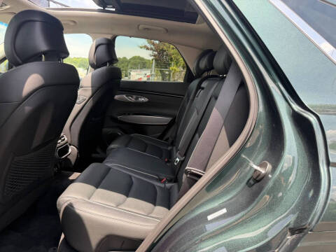 2022 Genesis GV70 2.5T Standard