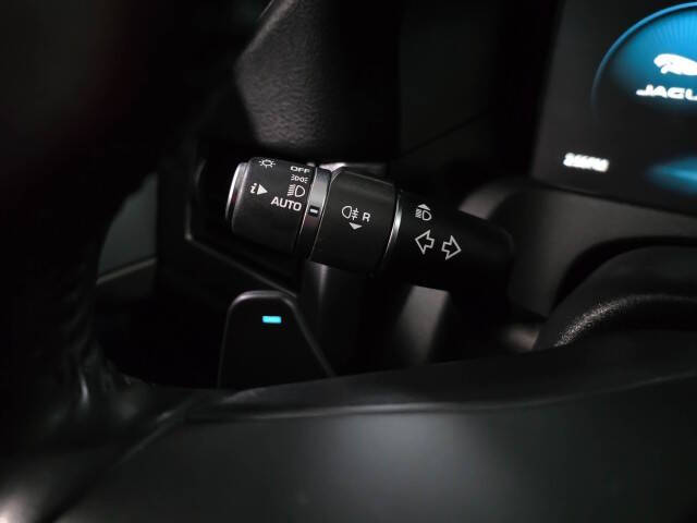 2017 Jaguar XF 35t R-Sport