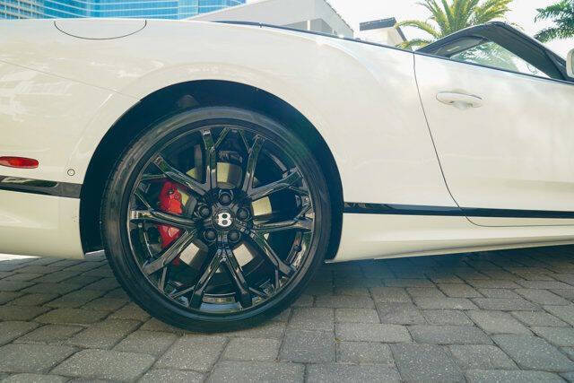 2024 Bentley Continental