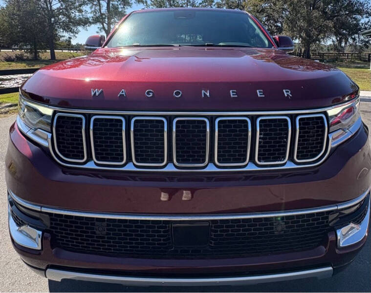 2022 Jeep Wagoneer Series II's photo