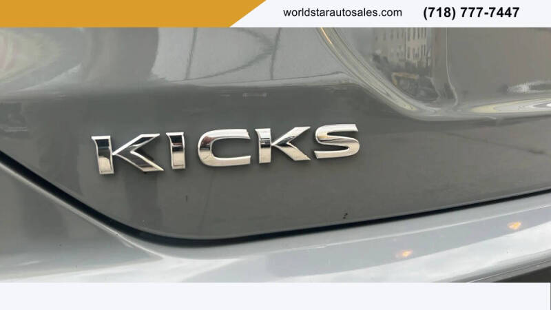 2021 Nissan Kicks SV