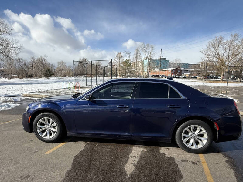 2015 Chrysler 300 Limited