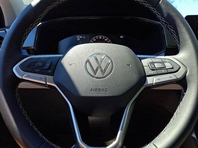 2025 Volkswagen Taos S 4Motion