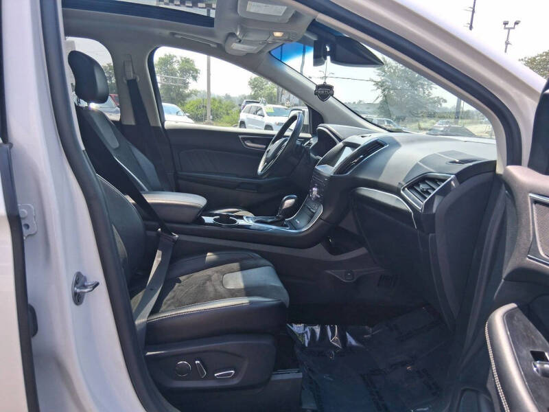 2018 Ford Edge Sport