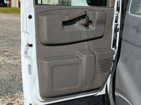 2025 Chevrolet Express 2500