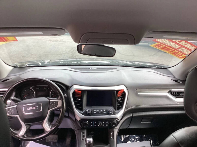 2019 GMC Acadia SLT-1