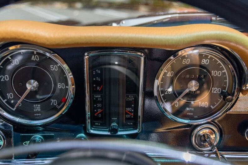 1969 Mercedes-Benz 280-Class