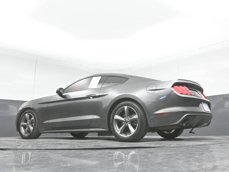 2016 Ford Mustang V6