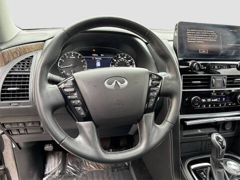 2023 Infiniti QX80 Premium Select