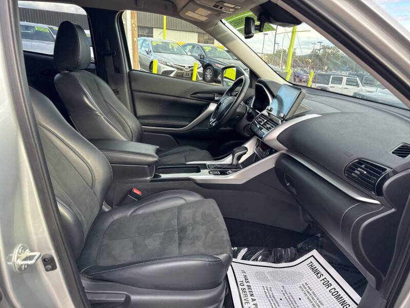 2024 Mitsubishi Eclipse Cross SE