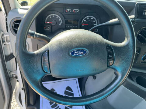 2014 Ford E-Series E-350 SD