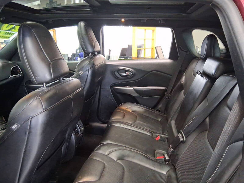 2021 Jeep Cherokee 80th Anniversary Edition