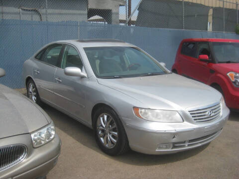 2006 Hyundai Azera for sale at Town and Country Motors - 1702 East Van Buren Street in Phoenix AZ