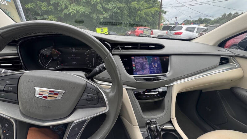 2020 Cadillac XT5 Premium Luxury