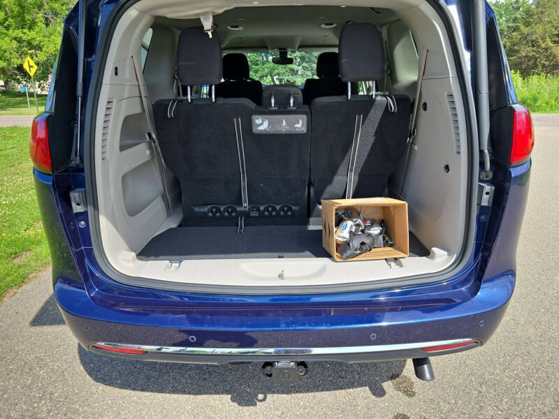 2020 Chrysler Pacifica Touring