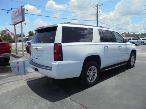 2018 Chevrolet Suburban LT