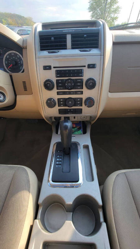 2011 Ford Escape XLT
