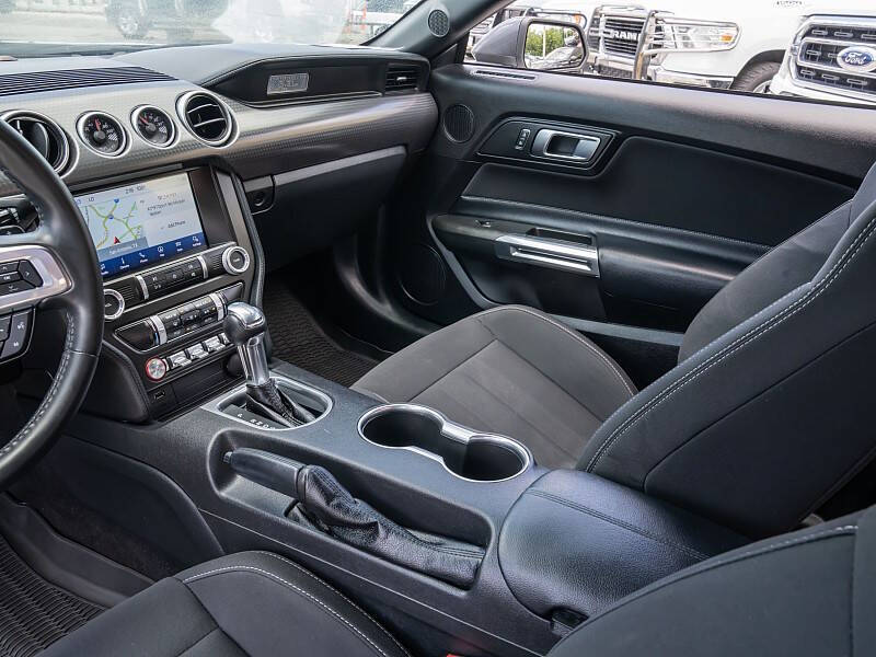 2020 Ford Mustang