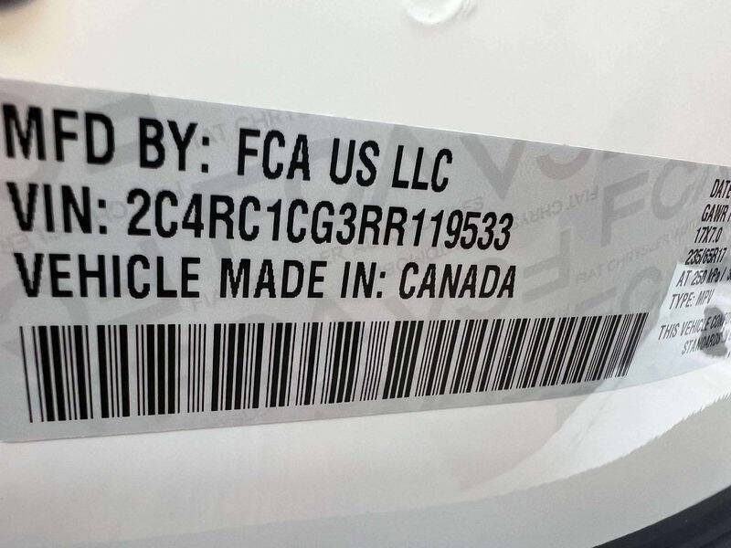 2024 Chrysler Voyager LX