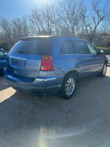 2007 Chrysler Pacifica for sale at Hunter Body Shop and Auto Sales in Edina MO