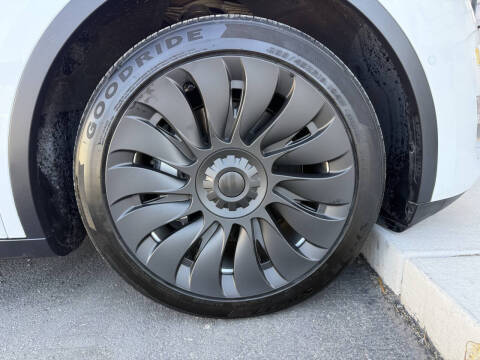 2022 Tesla Model Y Long Range