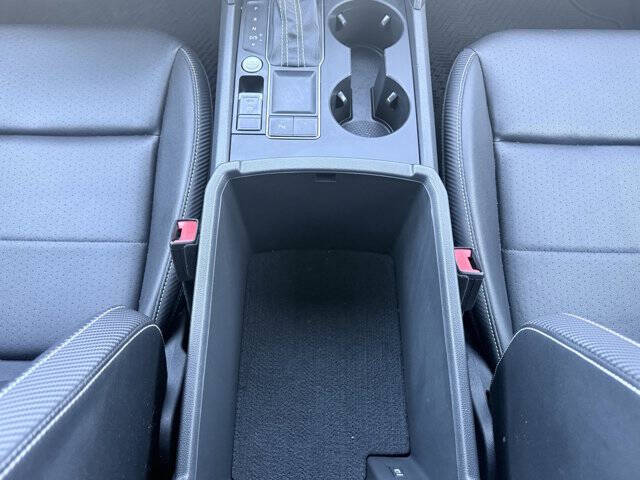 2021 Volkswagen Atlas Cross Sport V6 SE R-Line