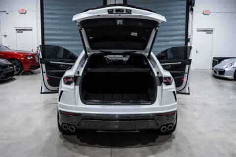 2022 Lamborghini Urus