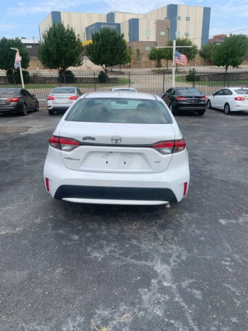 2021 Toyota Corolla LE