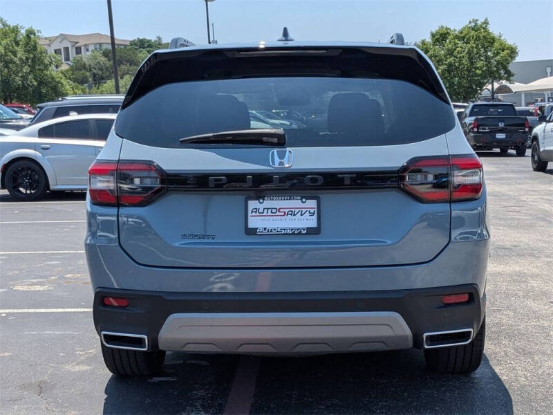 2024 Honda Pilot Touring