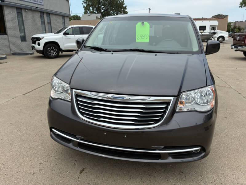 2015 Chrysler Town and Country Touring