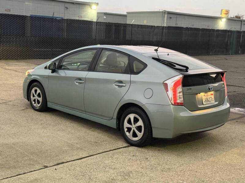 2015 Toyota Prius Two