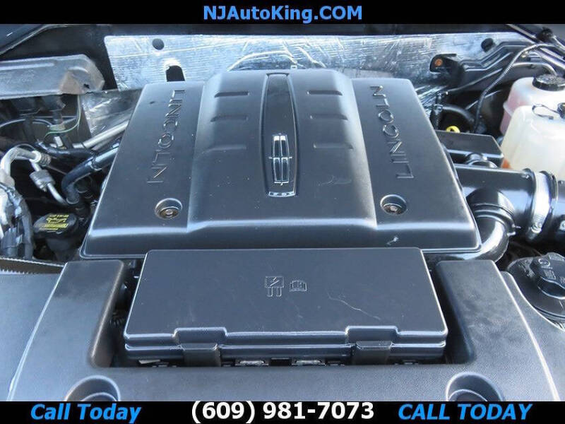 2012 Lincoln Navigator L