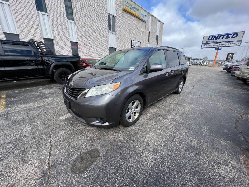 2011 Toyota Sienna for sale at AUTOSAVIN in Villa Park IL