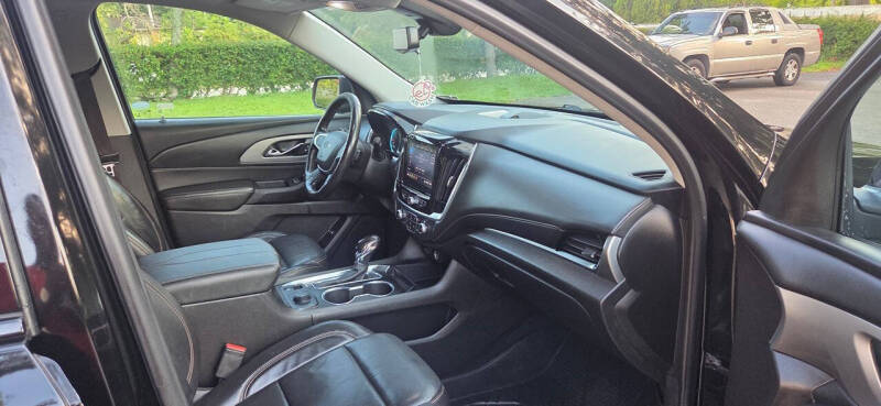 2021 Chevrolet Traverse RS