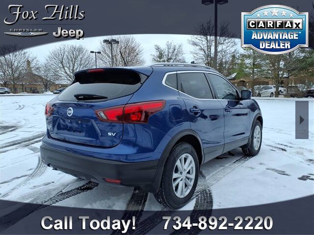 2017 Nissan Rogue Sport SV