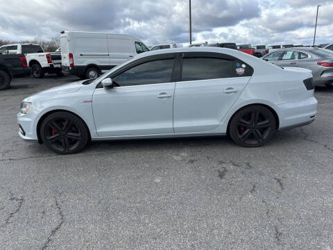 2017 Volkswagen Jetta 2.0T GLI