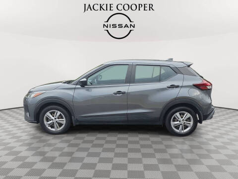 2023 Nissan Kicks S