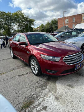2013 Ford Taurus for sale at AutoBank in Chicago IL