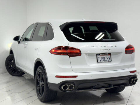 2015 Porsche Cayenne S