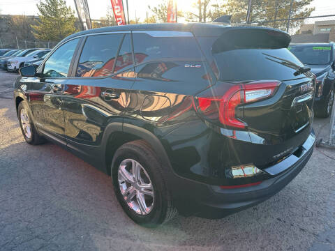 2024 GMC Terrain SLE