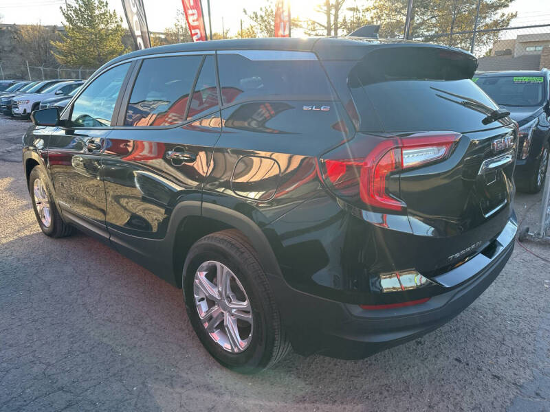 2024 GMC Terrain SLE