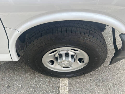 2017 Chevrolet Express 2500