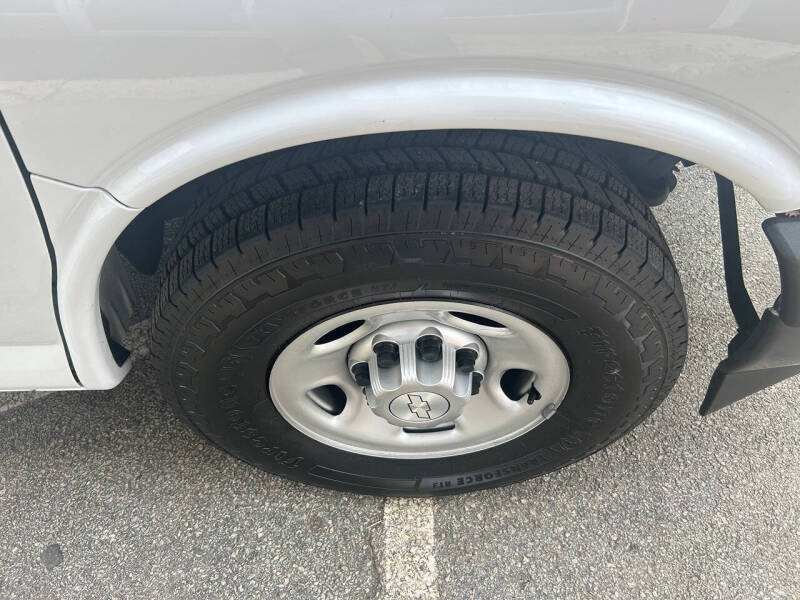 2017 Chevrolet Express 2500