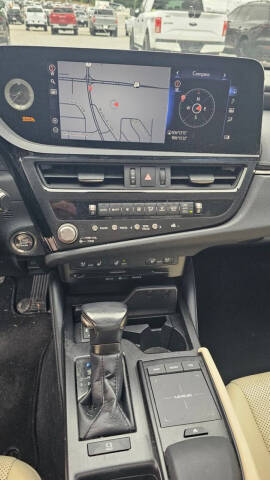 2022 Lexus ES 350