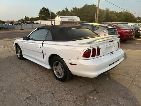 2000 Ford Mustang