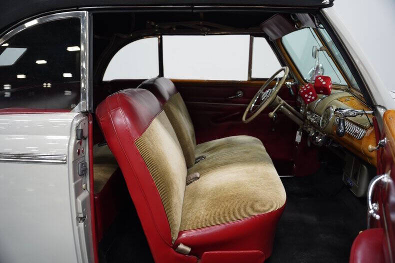 1946 Ford Super Deluxe