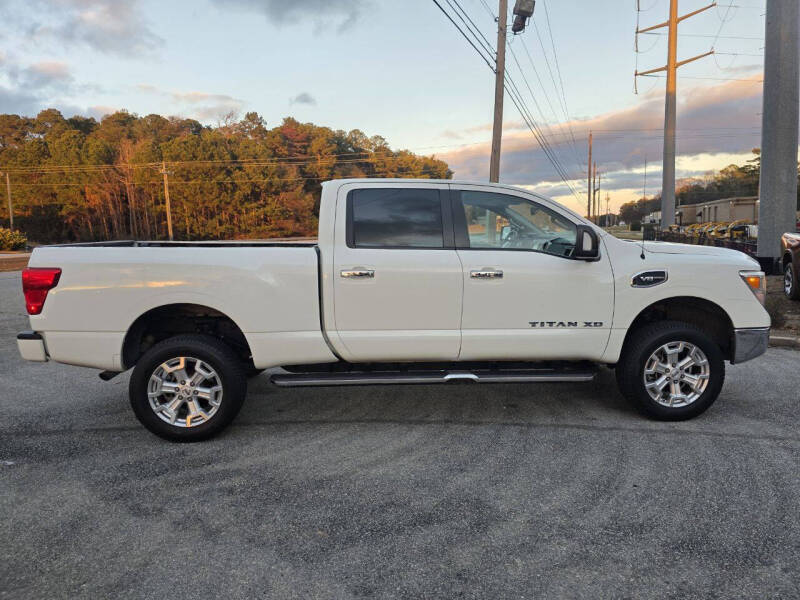 2018 Nissan Titan XD SV