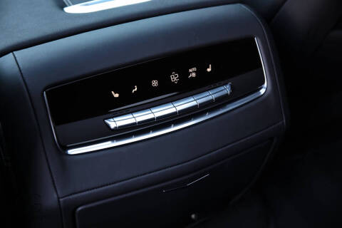 2025 Cadillac Escalade-V