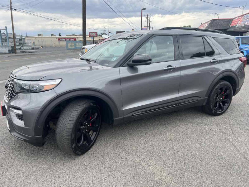 2021 Ford Explorer ST