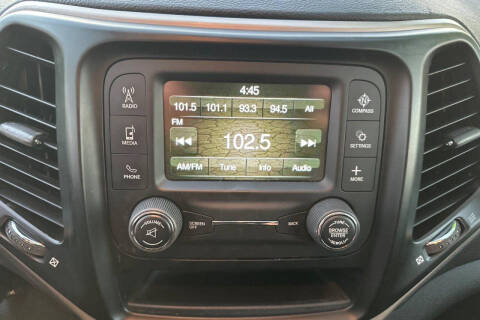 2017 Jeep Cherokee Sport Altitude